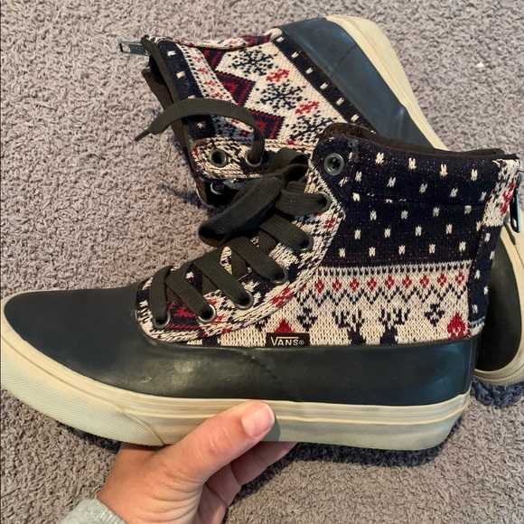 Vans Holiday High Top Sneakers *Like New* - Picture 2 of 5